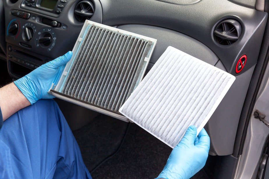Veja os hábitos comuns que acabam com a vida útil do ar condicionado do carro - Foto: Car Clean